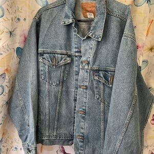 Levi's Classic Blue Denim Jacket